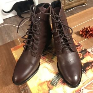 NIB Free People lace up boots by Jeffery Campbell